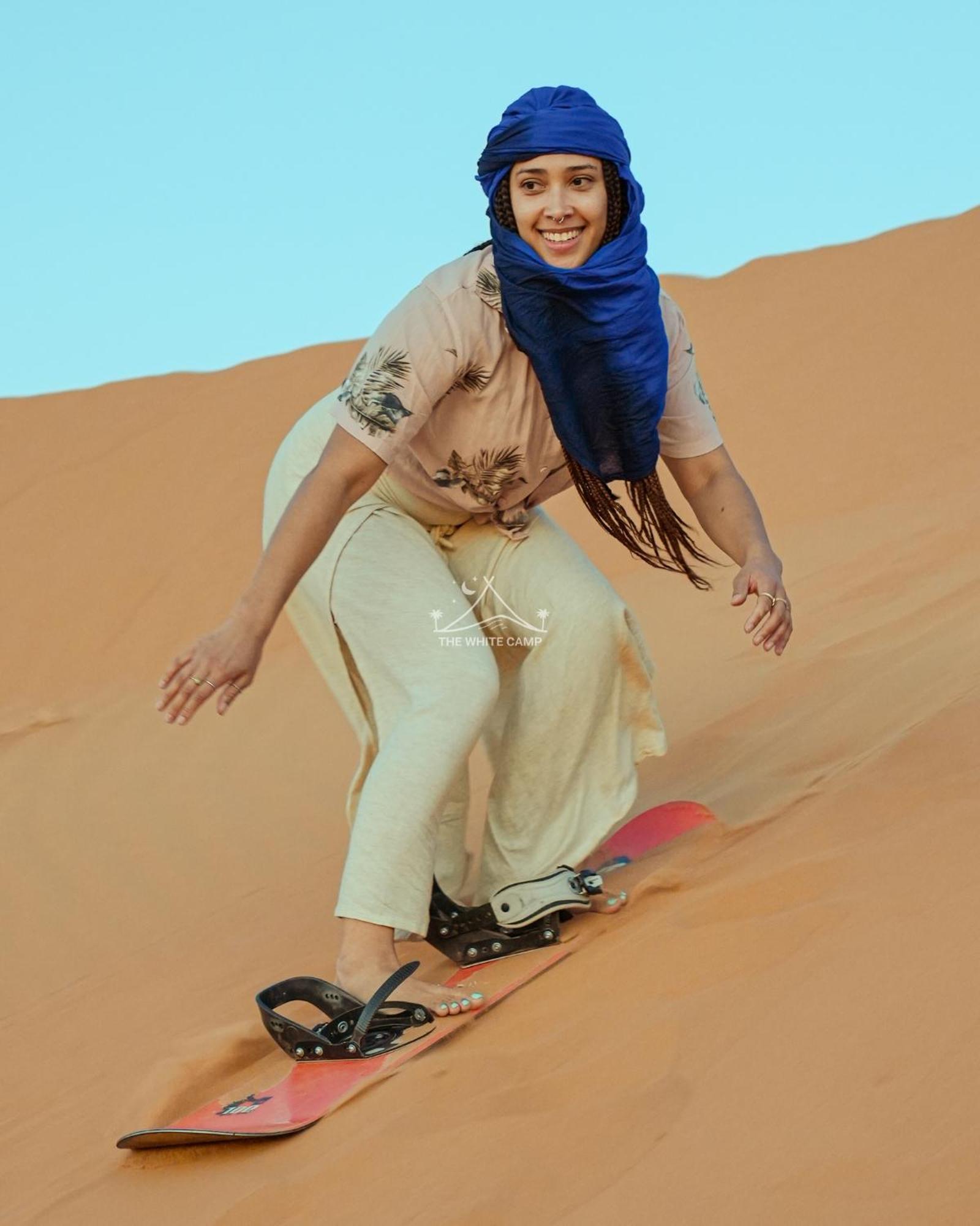 The White Camp - Your Merzouga Luxury Desert Camp & Erg Chebbi Dunes Camel Riding Екстер'єр фото