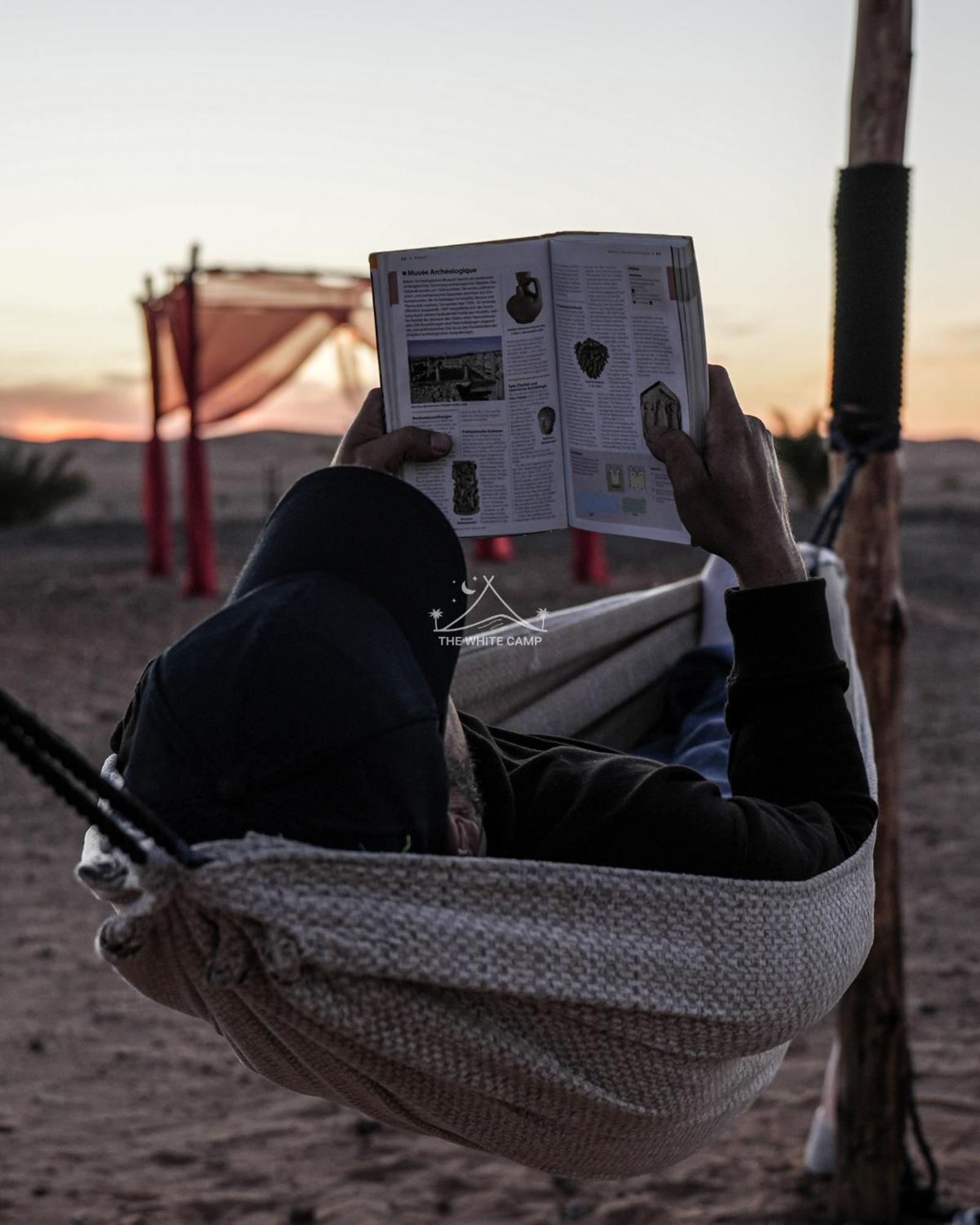 The White Camp - Your Merzouga Luxury Desert Camp & Erg Chebbi Dunes Camel Riding Екстер'єр фото